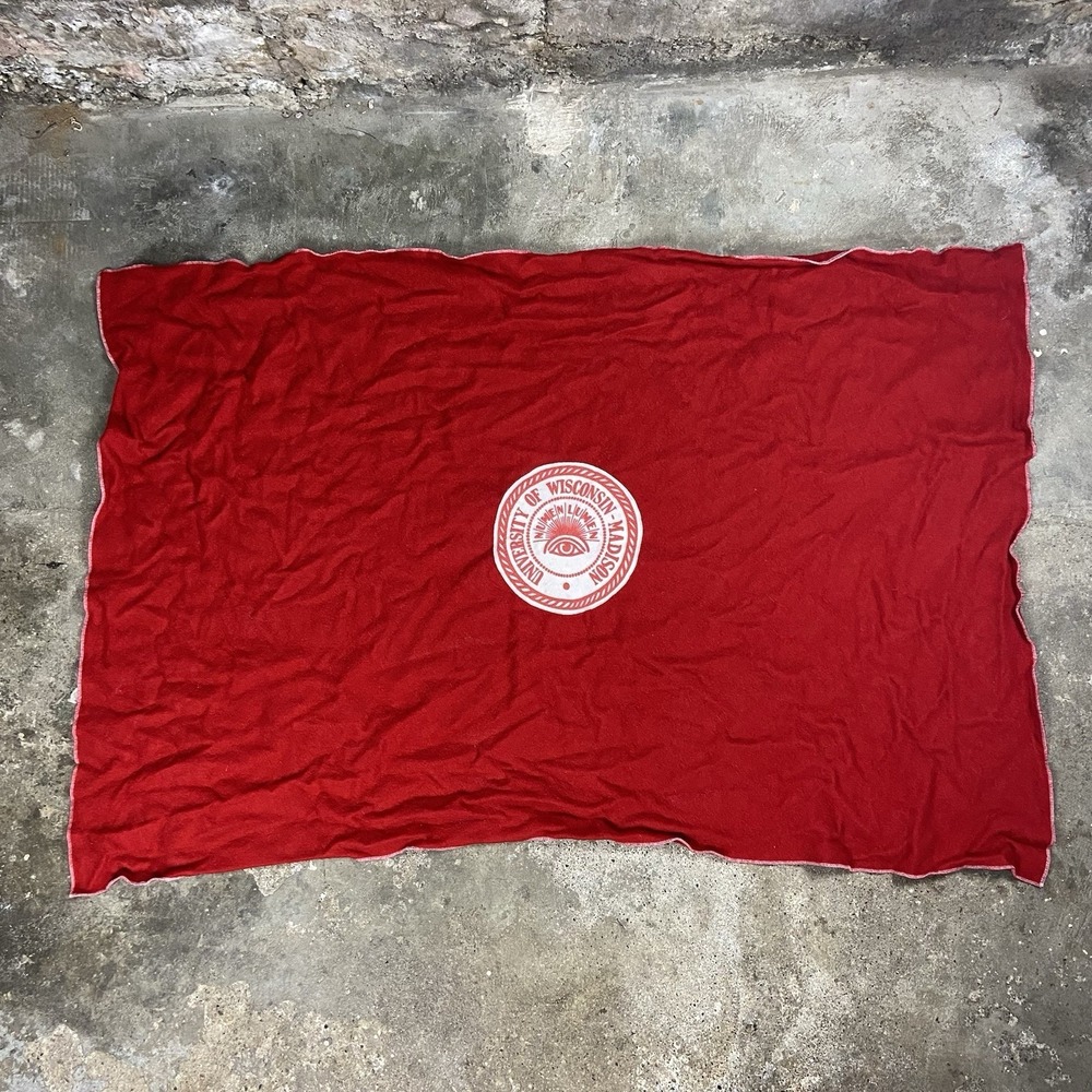 Vintage 90s Woolrich University Of Wisconsin Blanket Red Numenlen Crest Graphic